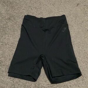 black ruched biker shorts